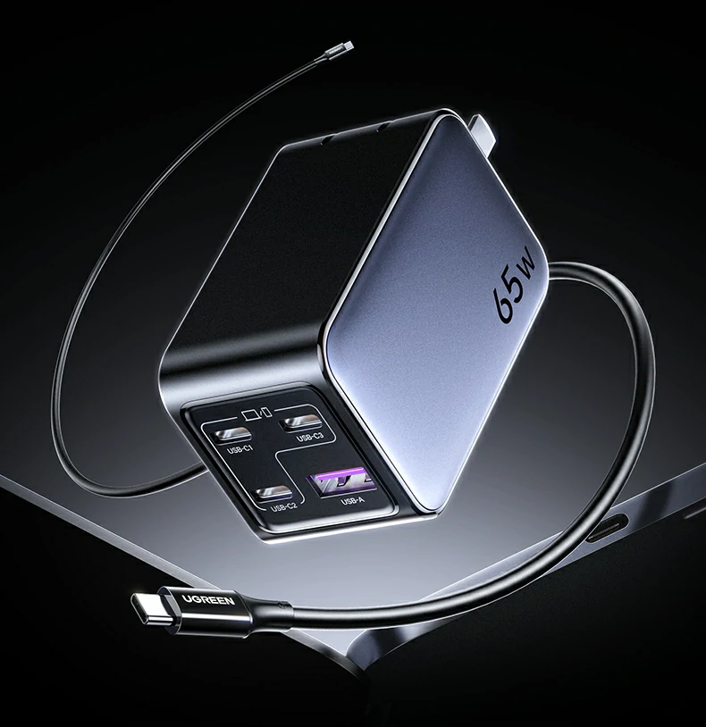 綠聯(lian)X559三USB-C接口特寫，單(dan)口最大(da)輸(shu)出65W